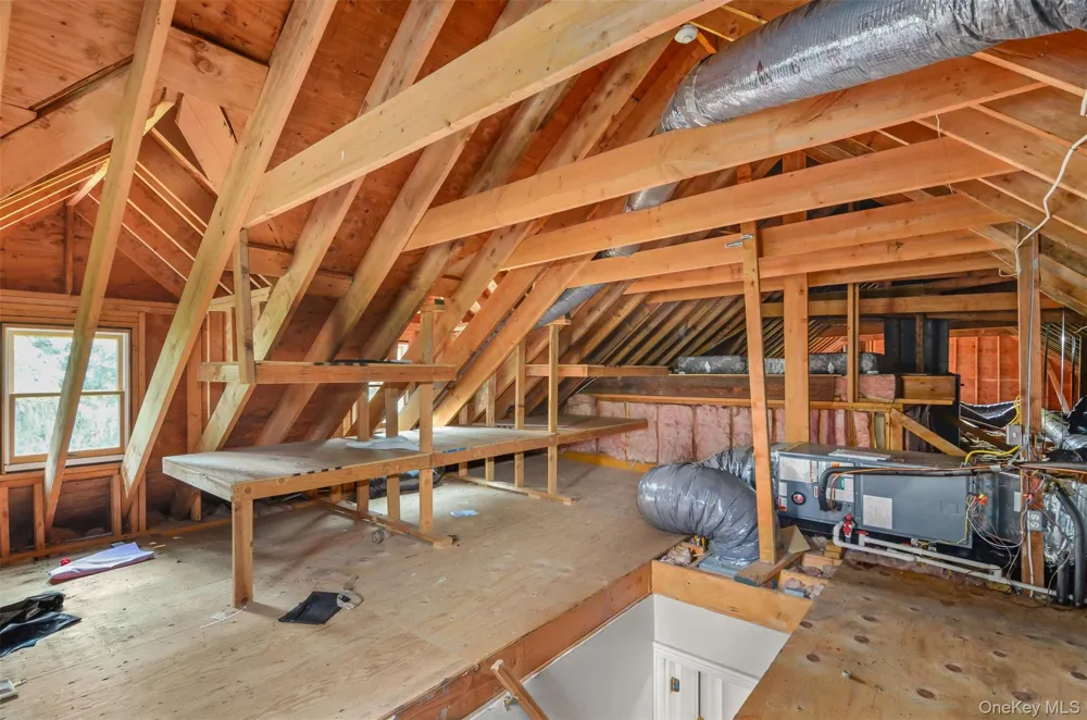 811 Canal Road Mount Sinai, NY 11766