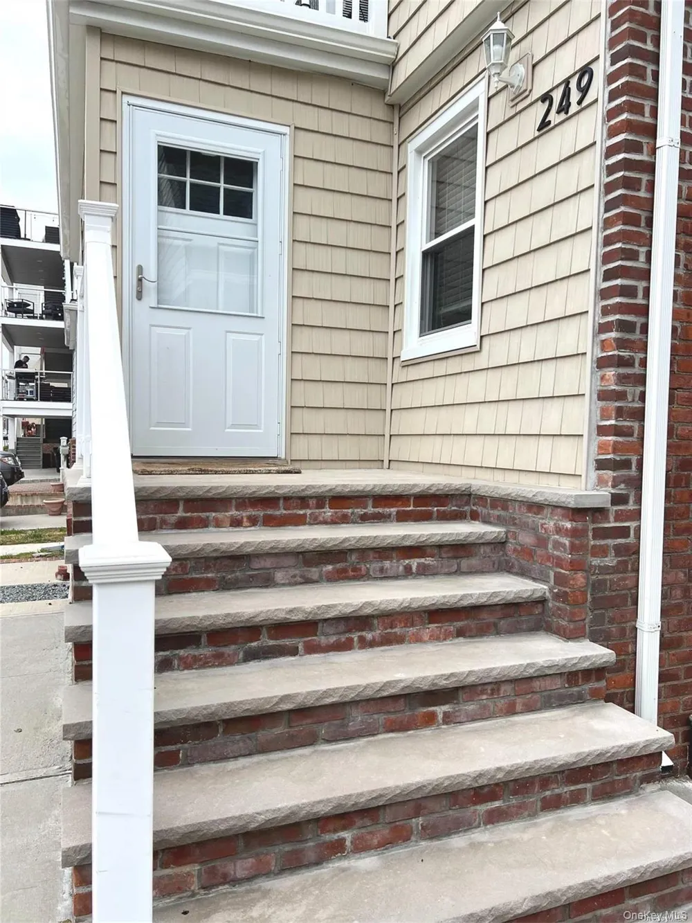 249 E Broadway Long Beach, NY 11561
