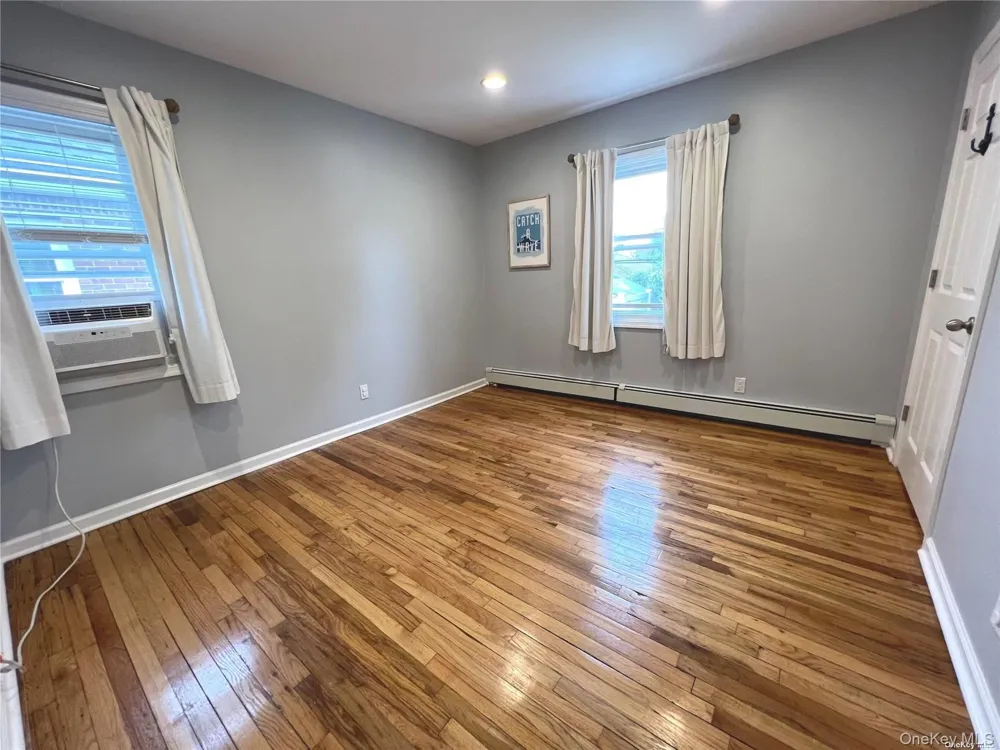 249 E Broadway Long Beach, NY 11561