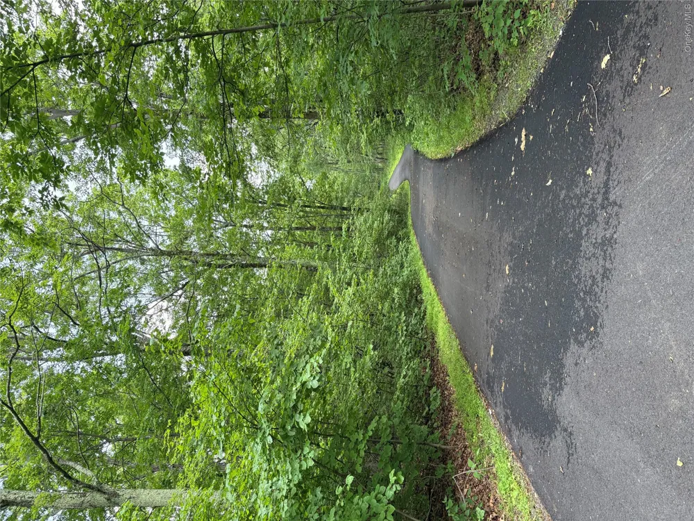 Willow Glen Road Red Hook, NY 12571