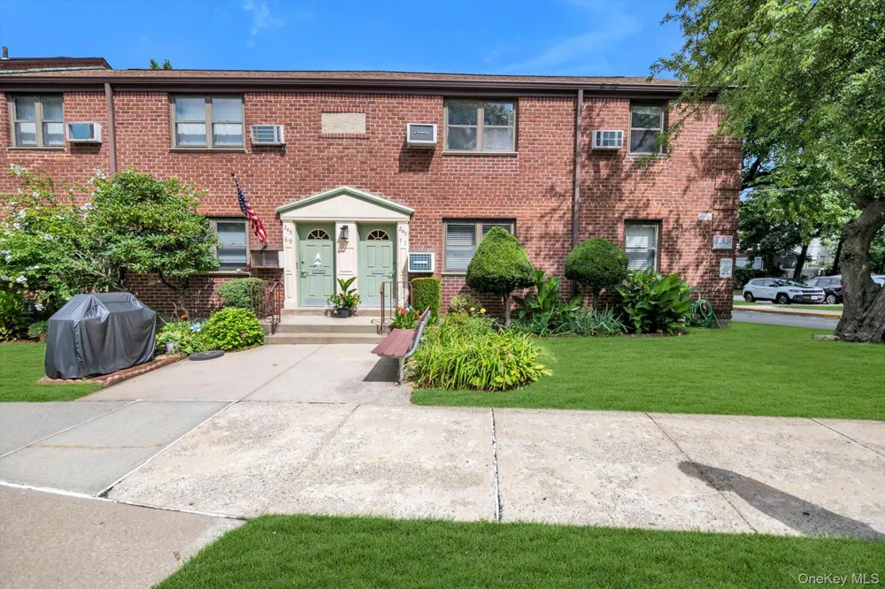 245-71 62nd Avenue #B1-12 Little Neck, NY 11362