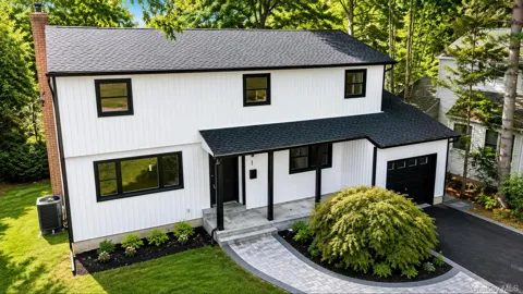 441 Roslyn Road