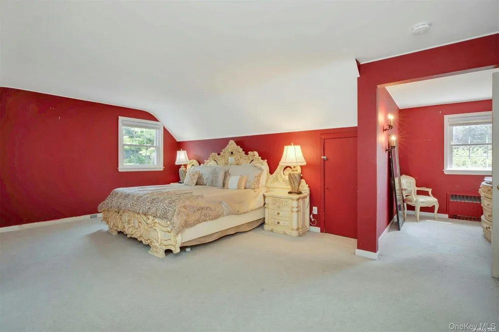 18 Addison Lane Greenvale, NY 11548