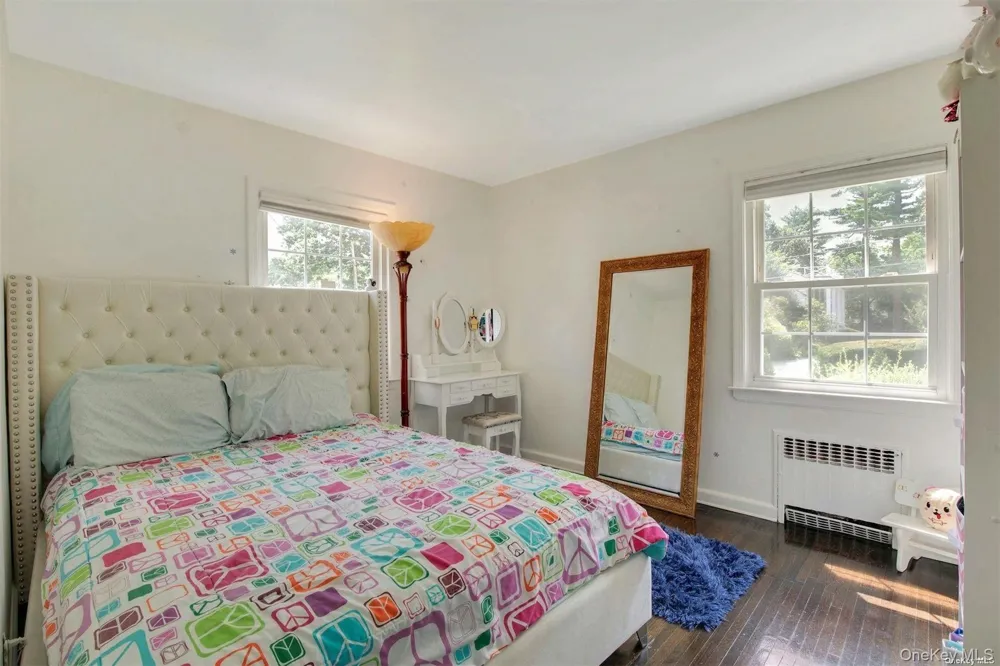 18 Addison Lane Greenvale, NY 11548