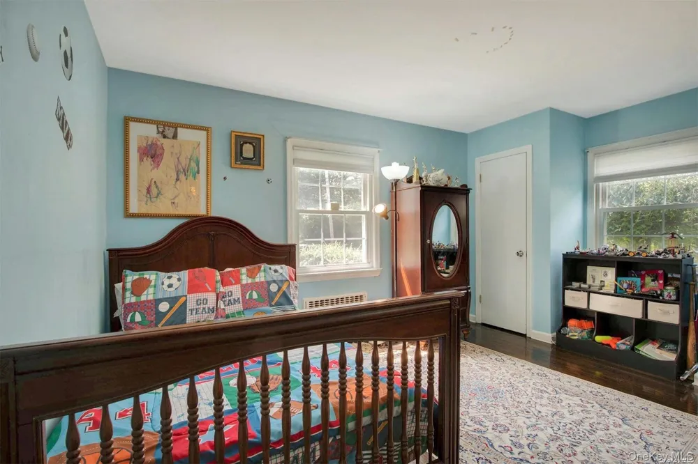 18 Addison Lane Greenvale, NY 11548