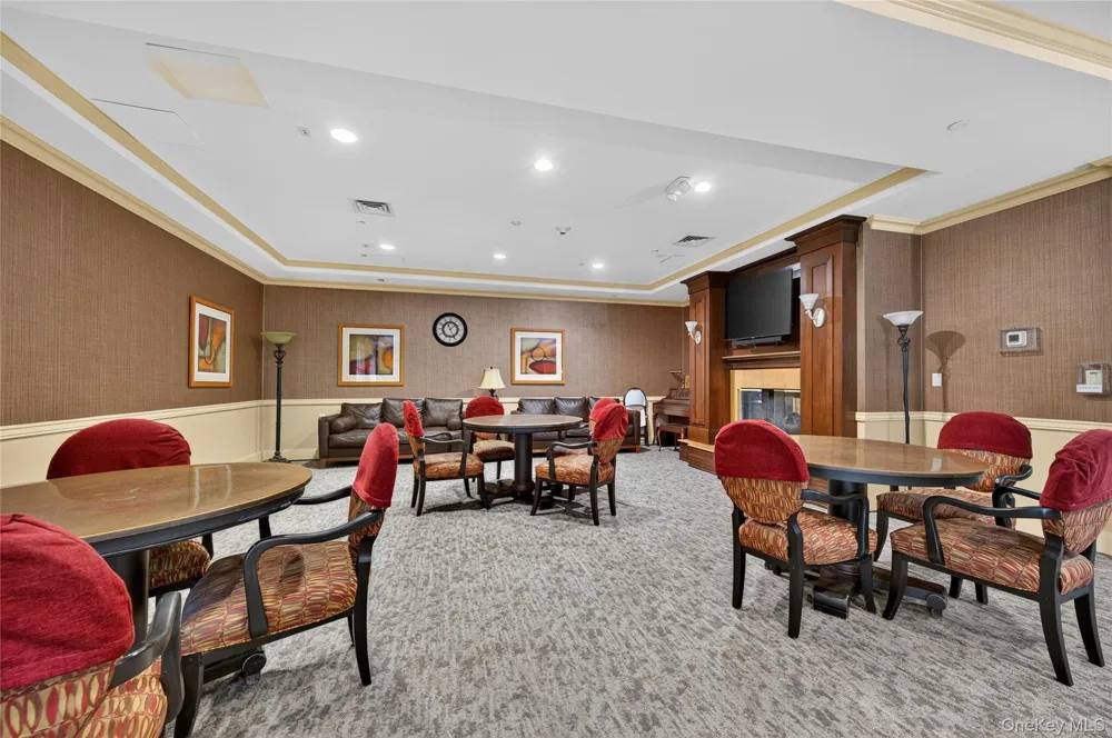 50 Merrick Avenue #423 East Meadow, NY 11554