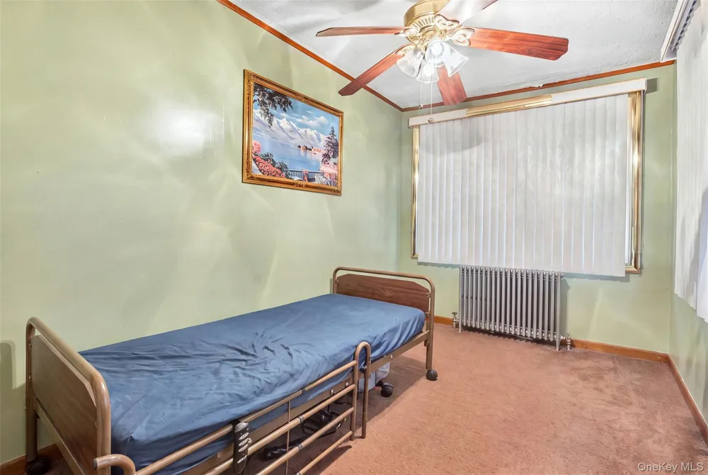 24102 142nd Avenue Rosedale, NY 11422