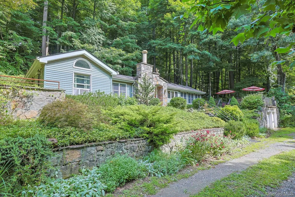 46 Gallows Hill Road Cortlandt Manor, NY 10567