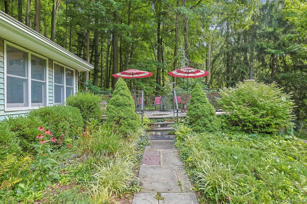 46 Gallows Hill Road Cortlandt Manor, NY 10567