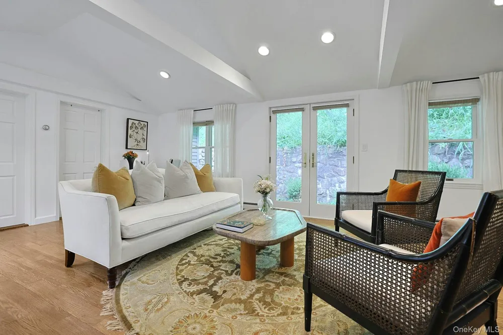 46 Gallows Hill Road Cortlandt Manor, NY 10567