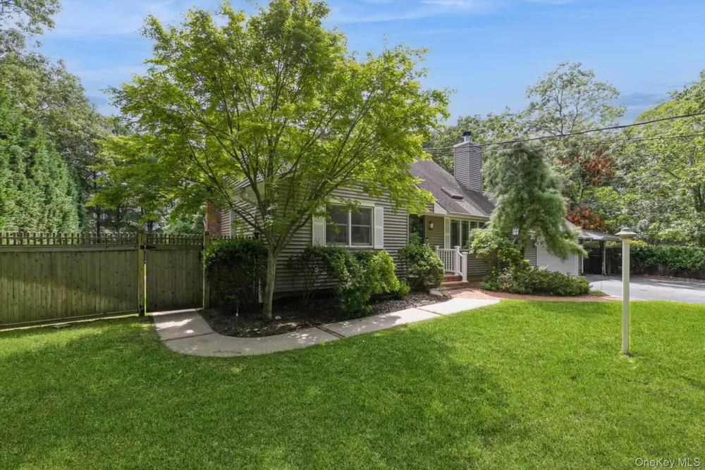 10 W Landing Road Hampton Bays, NY 11946