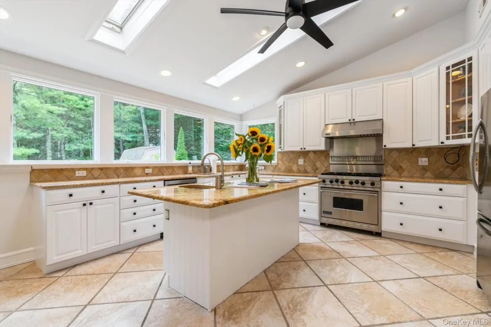 10 W Landing Road Hampton Bays, NY 11946