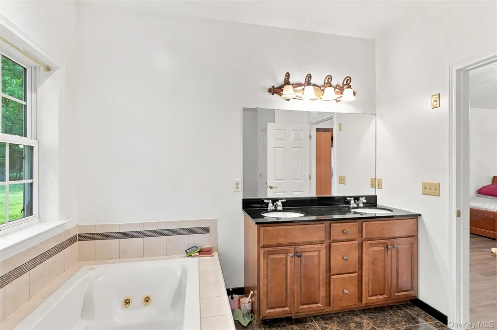39 Jacob Rumph Court Montgomery, NY 12549