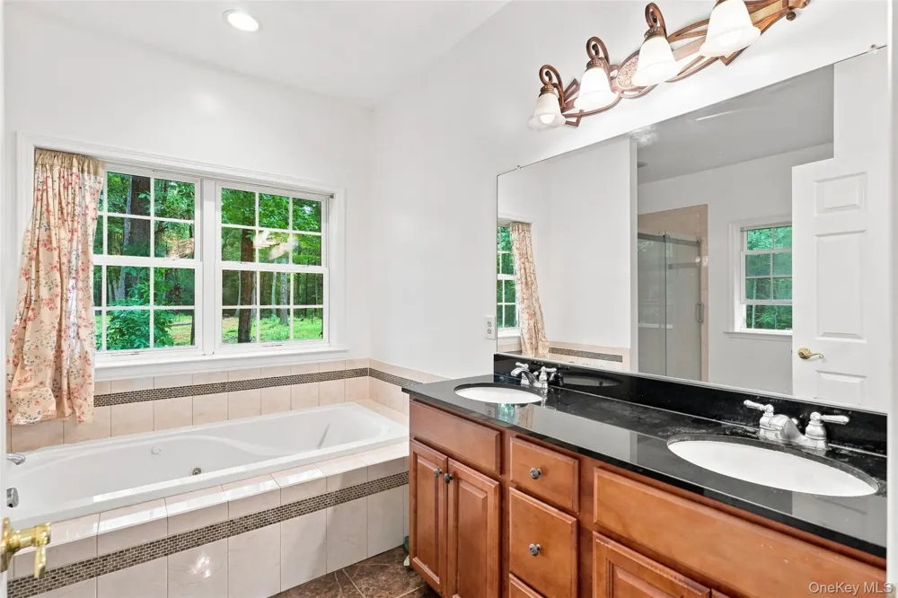 39 Jacob Rumph Court Montgomery, NY 12549
