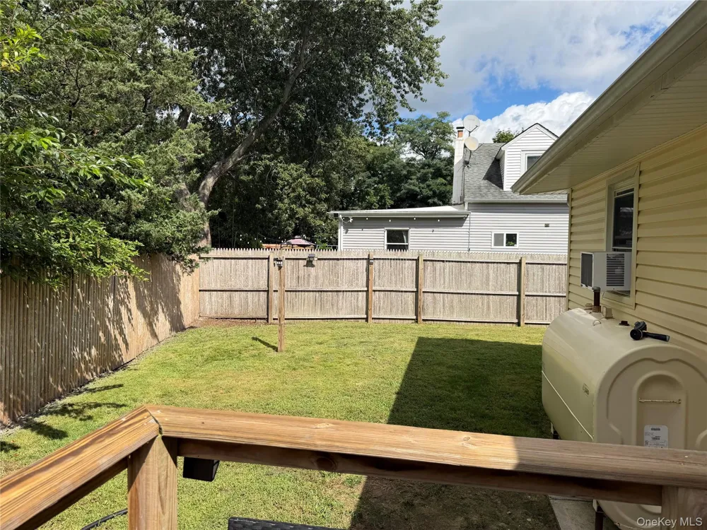 59 Pennant Drive Mastic Beach, NY 11951