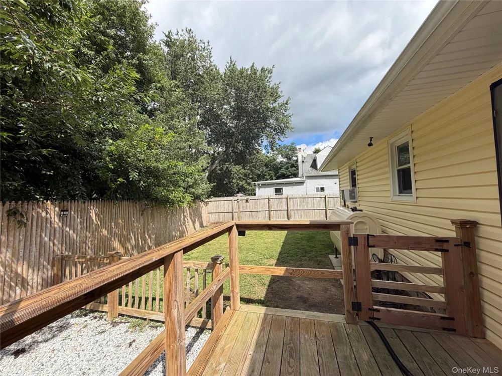 59 Pennant Drive Mastic Beach, NY 11951