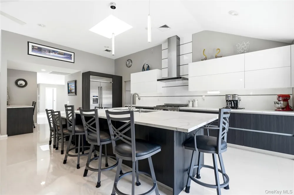 31 Deer Run East Islip, NY 11730