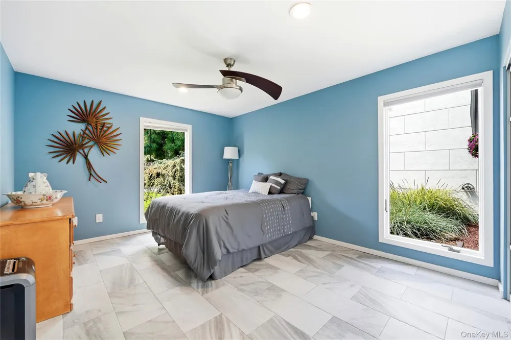 31 Deer Run East Islip, NY 11730
