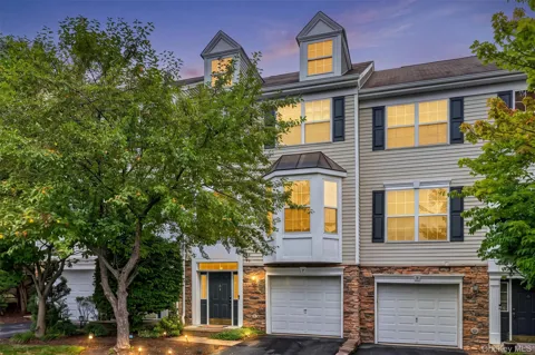 7 Gillian Court