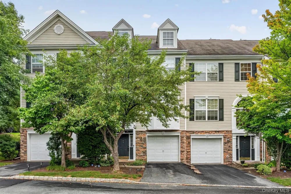 7 Gillian Court Monroe, NY 10950