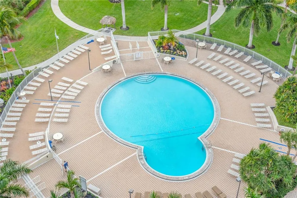 380 Seaview Court #908 Marco Island, FL 34145