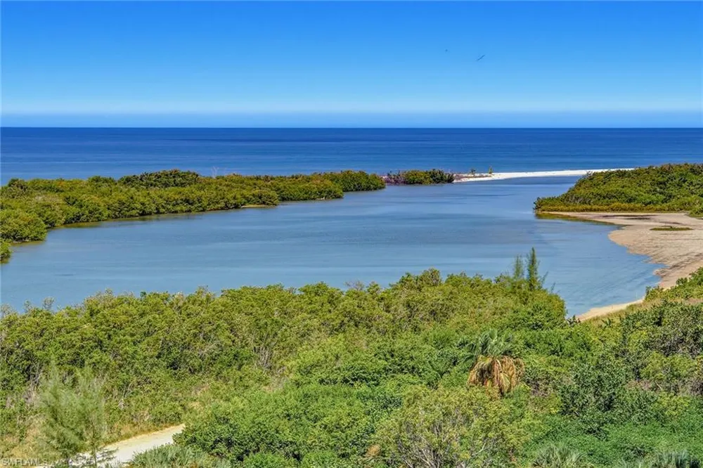 380 Seaview Court #908 Marco Island, FL 34145