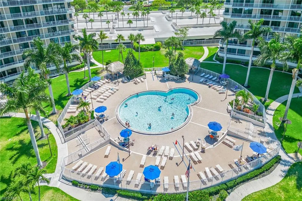 380 Seaview Court #908 Marco Island, FL 34145