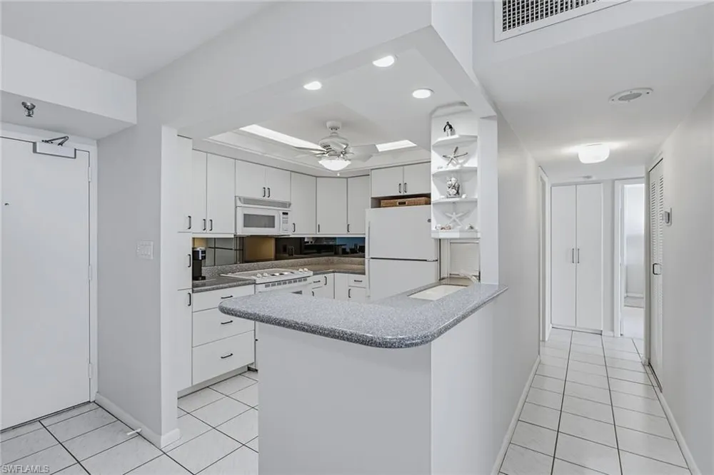 380 Seaview Court #908 Marco Island, FL 34145