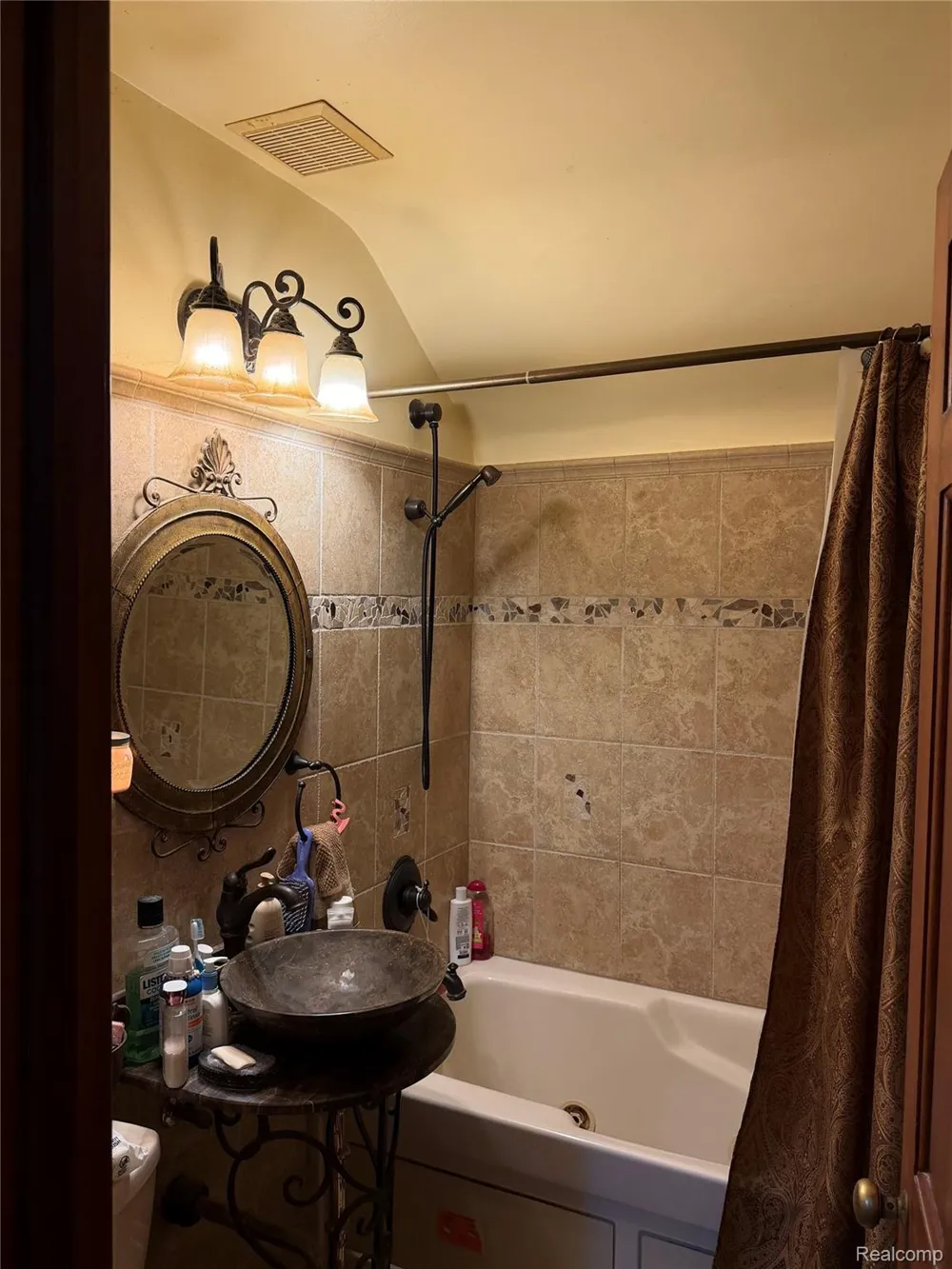 21730 Edna Street Dearborn City, MI 48124