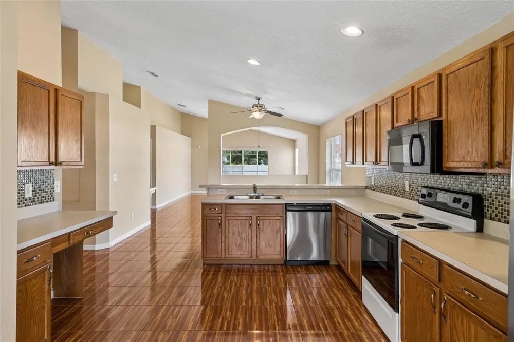 1 CATALINA COURT Kissimmee, FL 34758