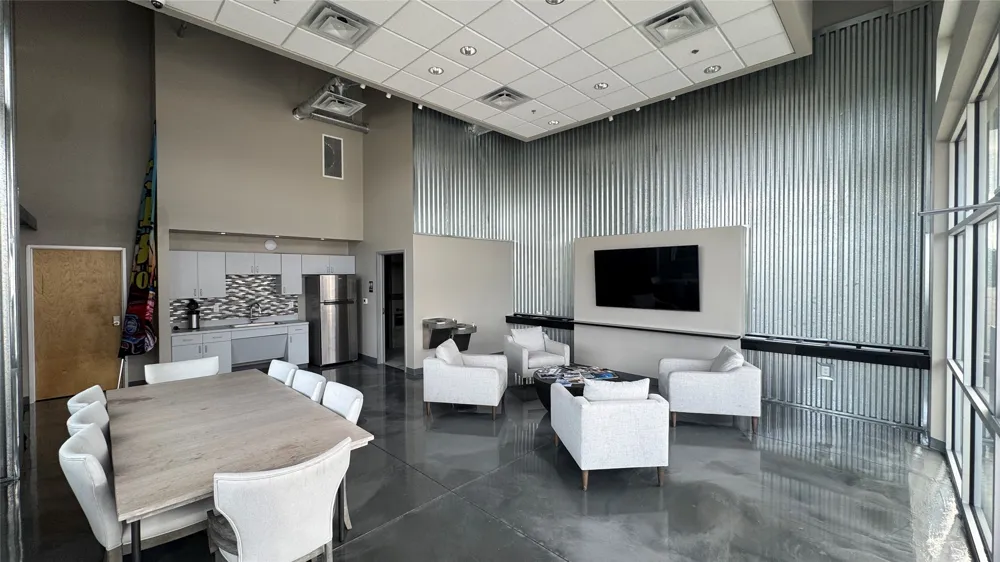 1009 Ranch Road 620 #409 Lakeway, TX 78734