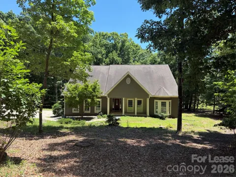 150 Manitou Trail