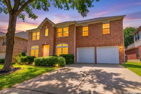 8906 BRAE BND