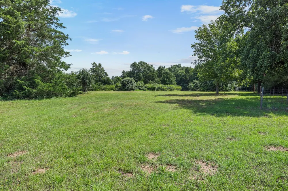 20908 N State Highway 6 Bremond, TX 76629