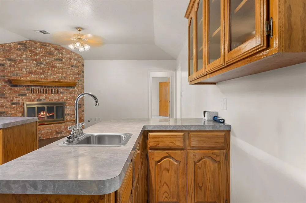 20908 N State Highway 6 Bremond, TX 76629