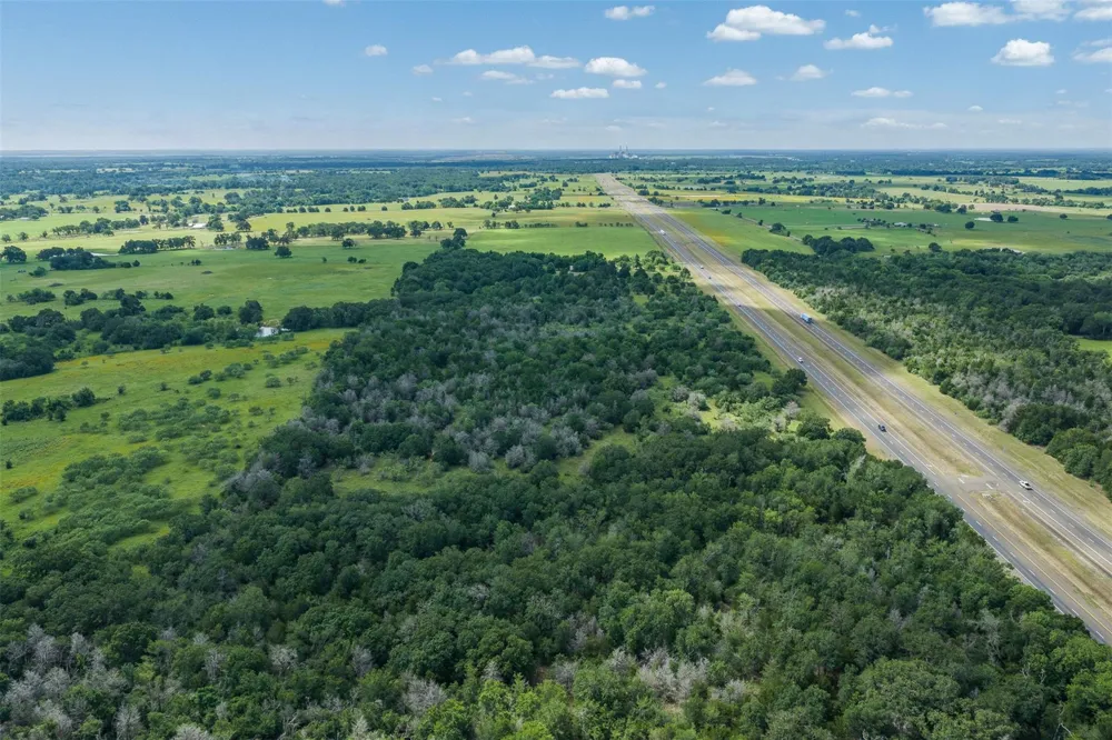 20908 N State Highway 6 Bremond, TX 76629