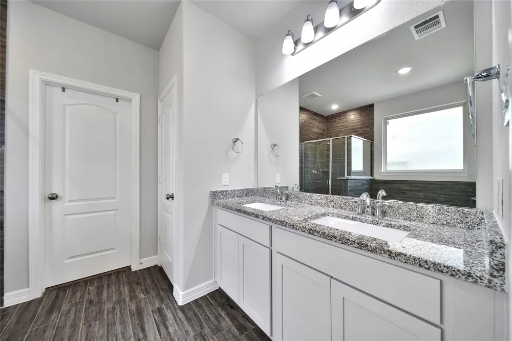 331 Silver Carp Trail Willis, TX 77318