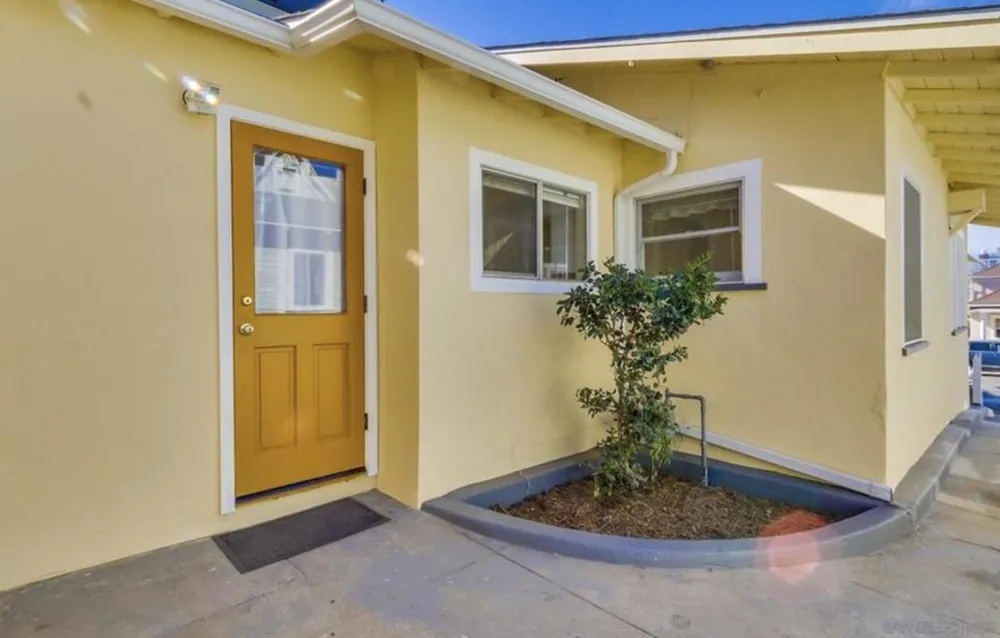 355 19th San Diego, CA 92102