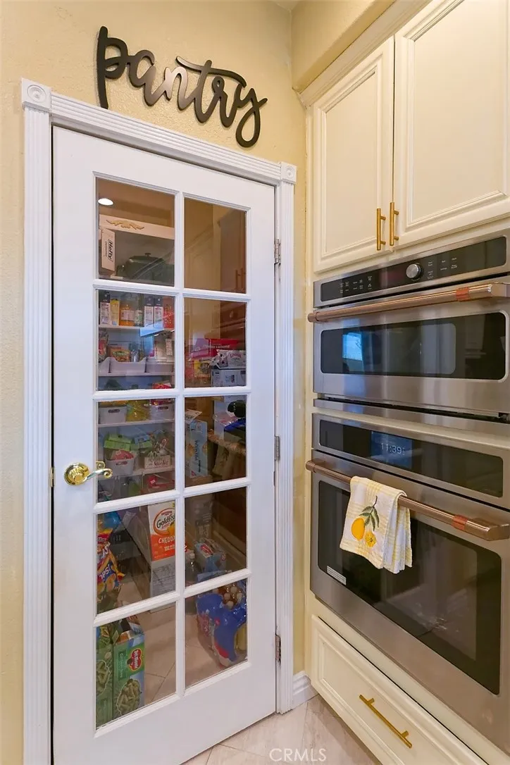 14911 Sunset Gardens Court Victorville, CA 92394