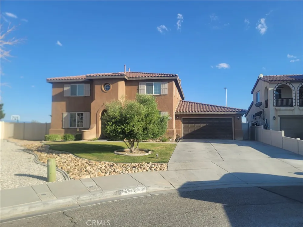14911 Sunset Gardens Court Victorville, CA 92394