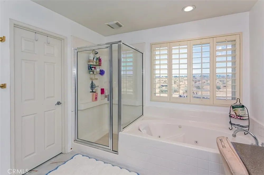 14911 Sunset Gardens Court Victorville, CA 92394