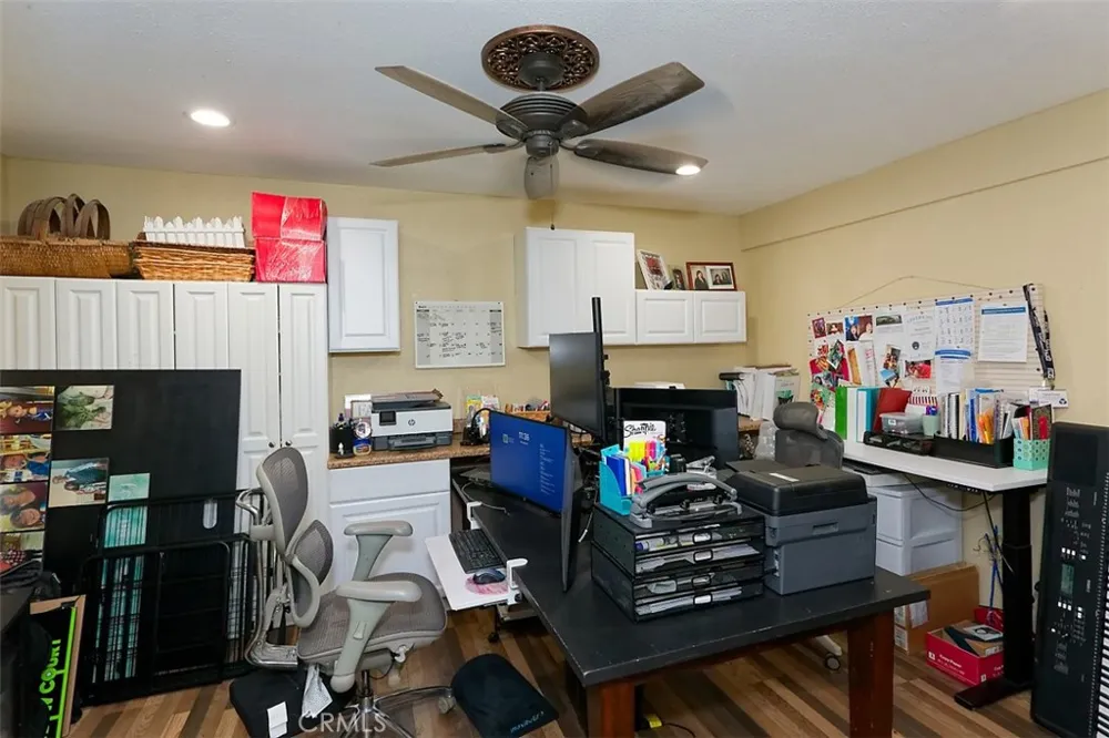14911 Sunset Gardens Court Victorville, CA 92394