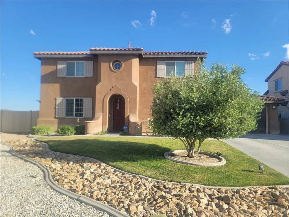14911 Sunset Gardens Court Victorville, CA 92394