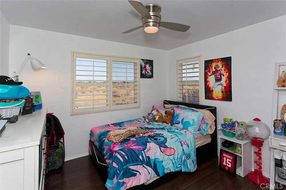 14911 Sunset Gardens Court Victorville, CA 92394