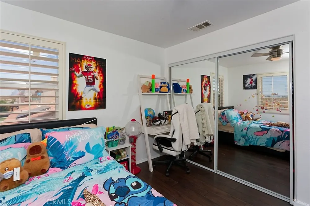 14911 Sunset Gardens Court Victorville, CA 92394