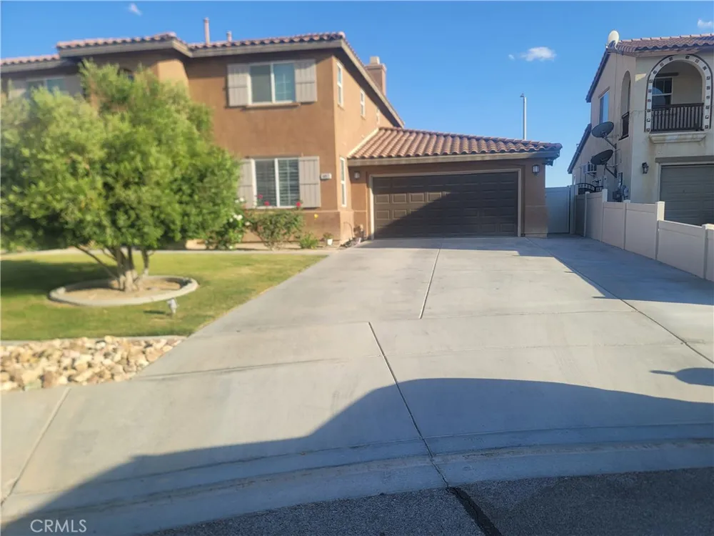 14911 Sunset Gardens Court Victorville, CA 92394