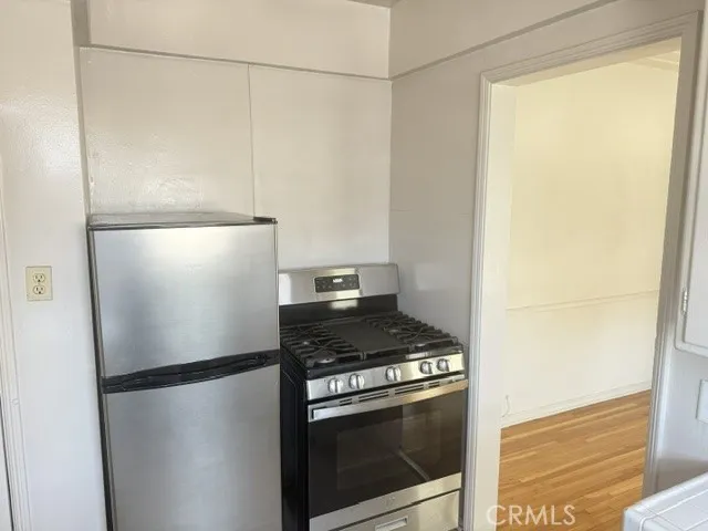 1365 Masselin Los Angeles, CA 90019