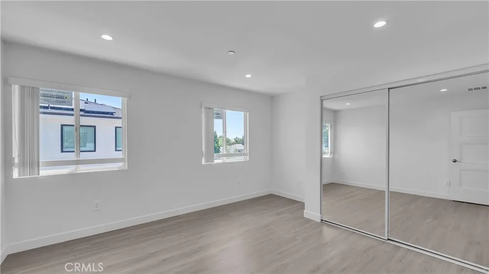 7731 Craner Ave Sun Valley, CA 91352