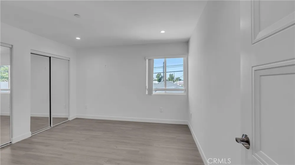 7731 Craner Ave Sun Valley, CA 91352