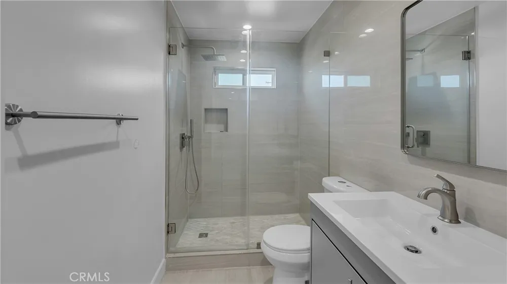 7731 Craner Ave Sun Valley, CA 91352